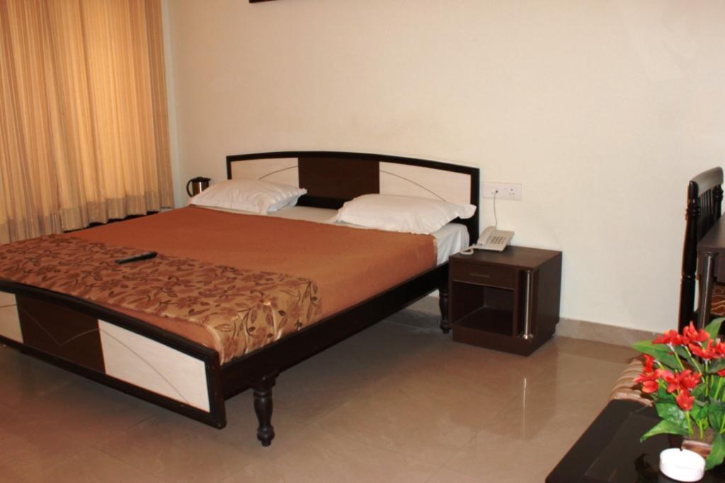 Hotel Utsav เดห์ราดุน ภายนอก รูปภาพ