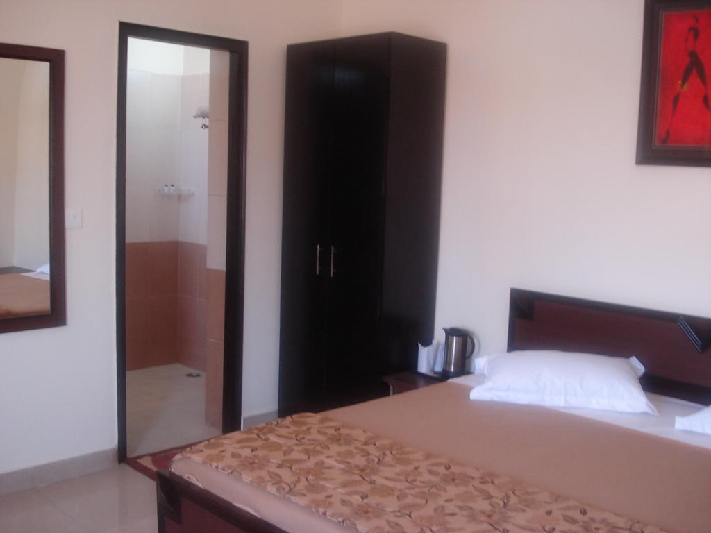 Hotel Utsav เดห์ราดุน ภายนอก รูปภาพ